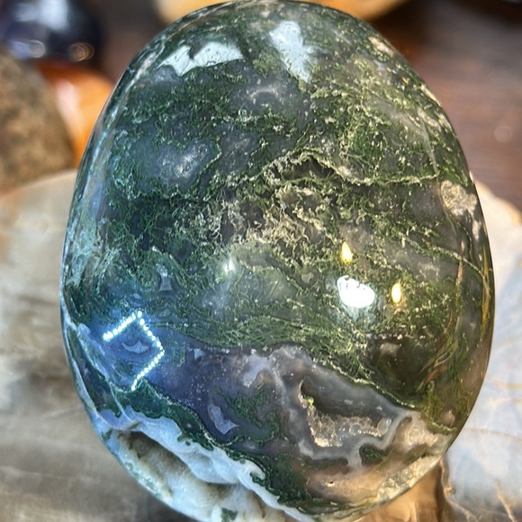 Moss Agate Crystal Skull Carving With Druzy! - Picture 7 of 9